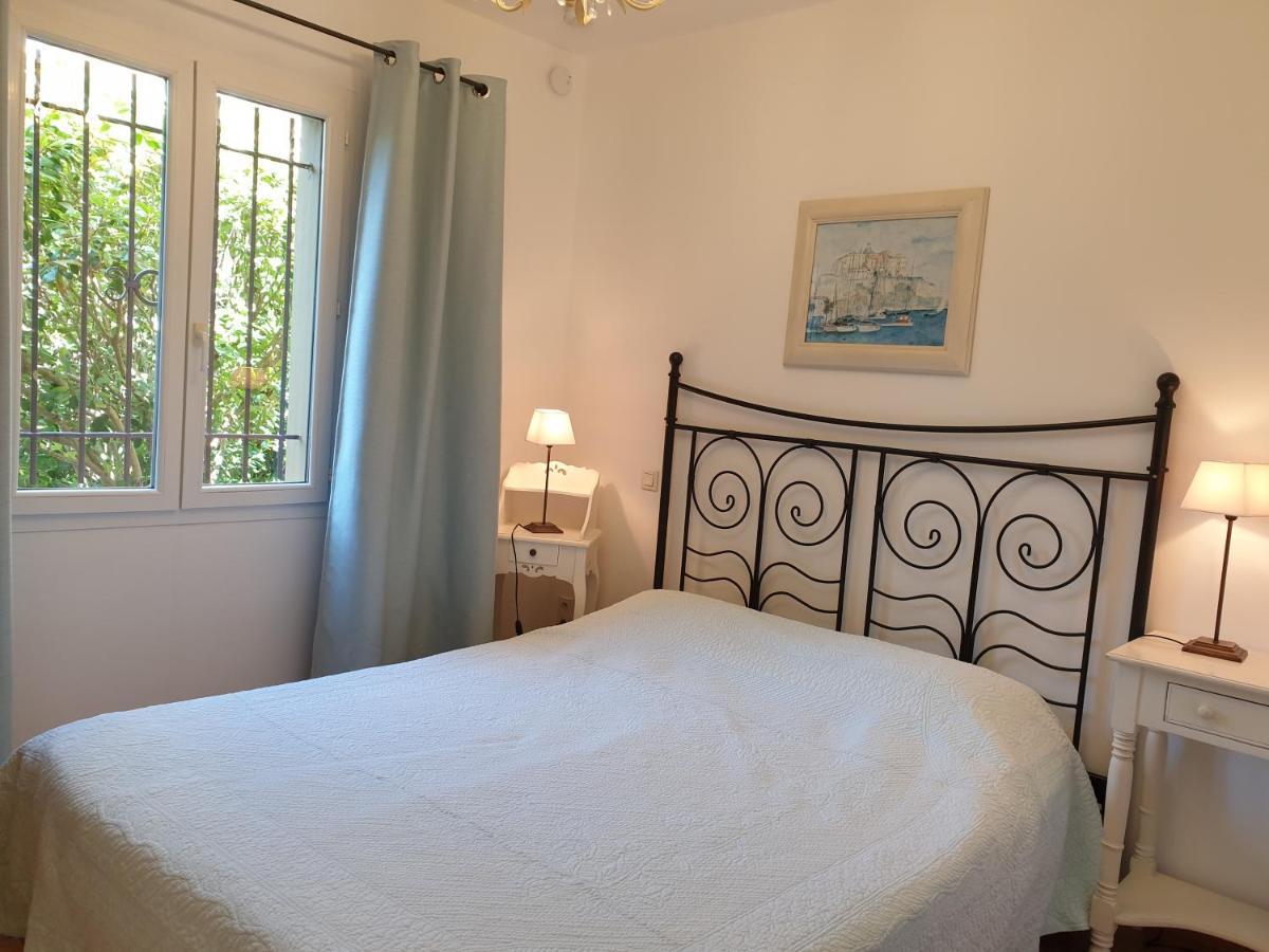 Residence A Merula Calvi  Eksteriør bilde
