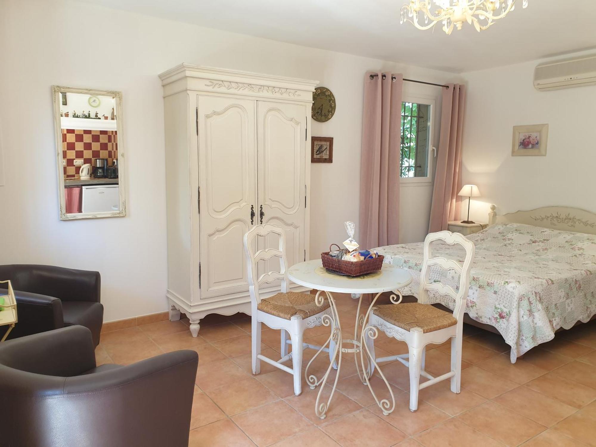 Residence A Merula Calvi  Eksteriør bilde