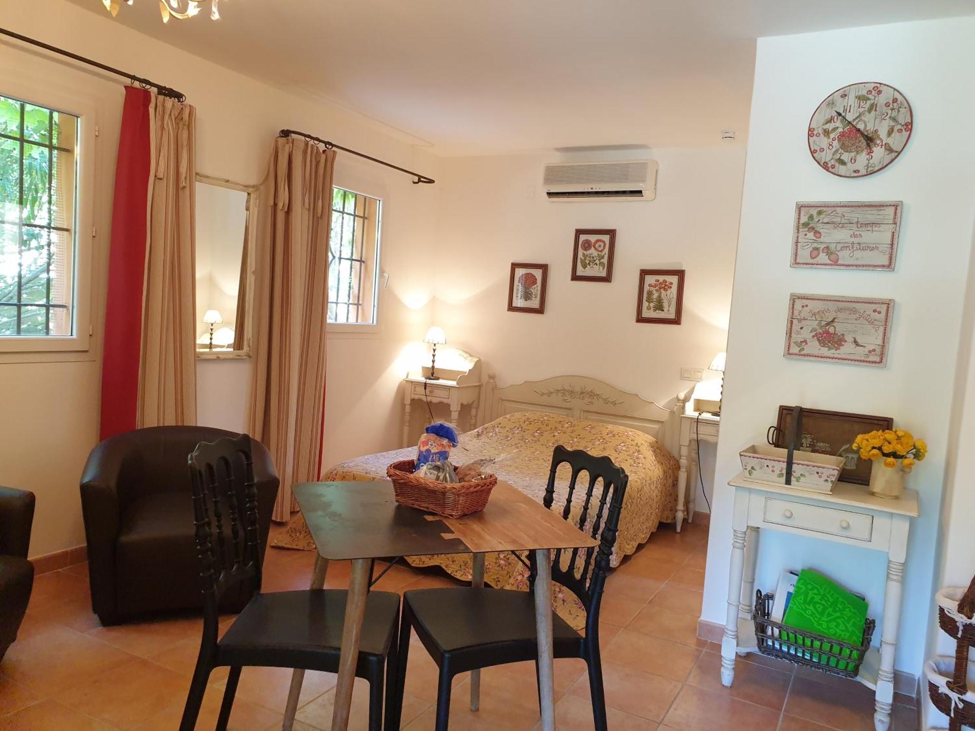 Residence A Merula Calvi  Eksteriør bilde