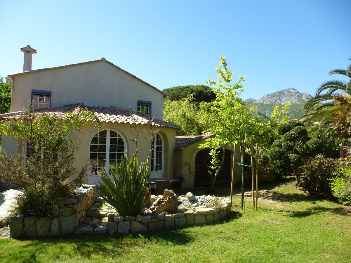 Residence A Merula Calvi  Eksteriør bilde